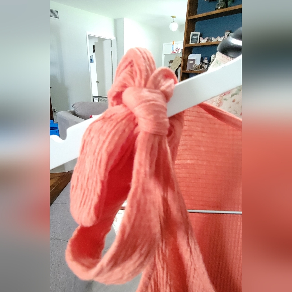 SO Coral Textured Top Size XS - Picture 3 of 4